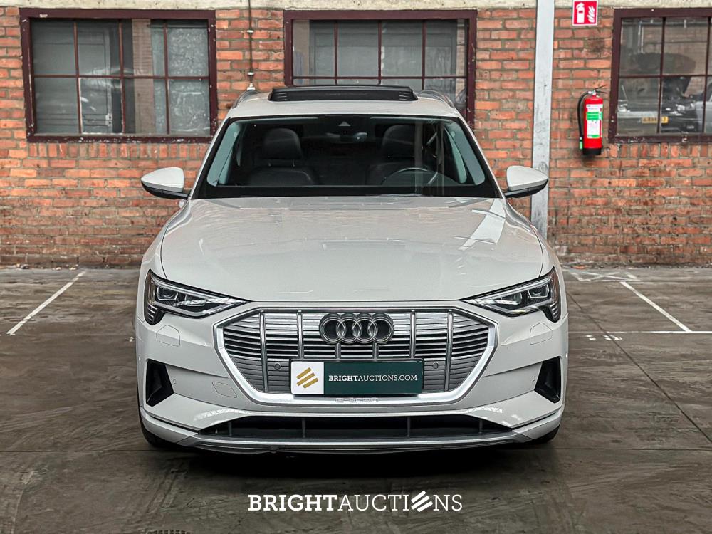Audi e-tron 55 quattro Business edition Plus 95 kWh 408pk 2020 (Origineel-NL+1e eigenaar), K-706-KJ