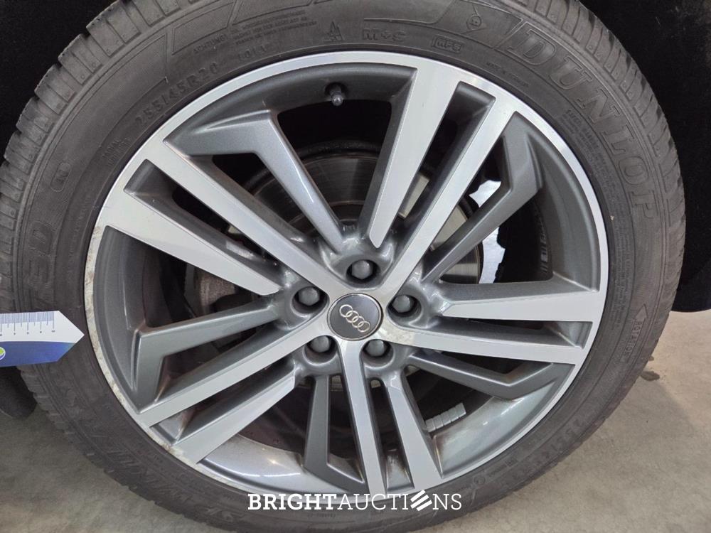 Audi Q5 Sport 2.0 TDI Quattro 190pk 2018 (Origineel-NL), RK-289-Z