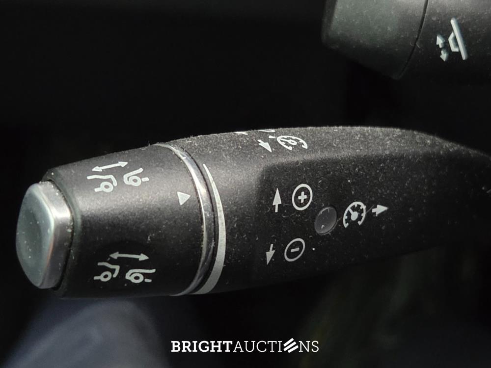 Tesla Model S Base 333pk 2015, GGD-49-B