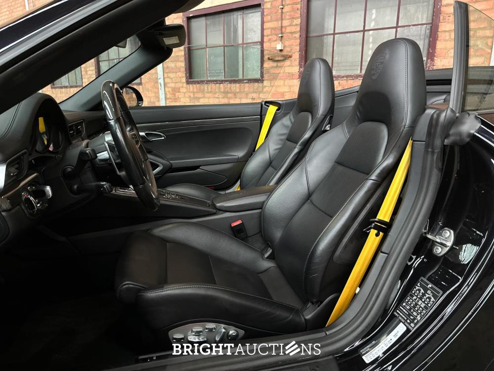Porsche 911 991.2 Turbo S Cabrio 3.8 V6 581pk 2017 (Origineel-NL+2e eigenaar), PG-468-L