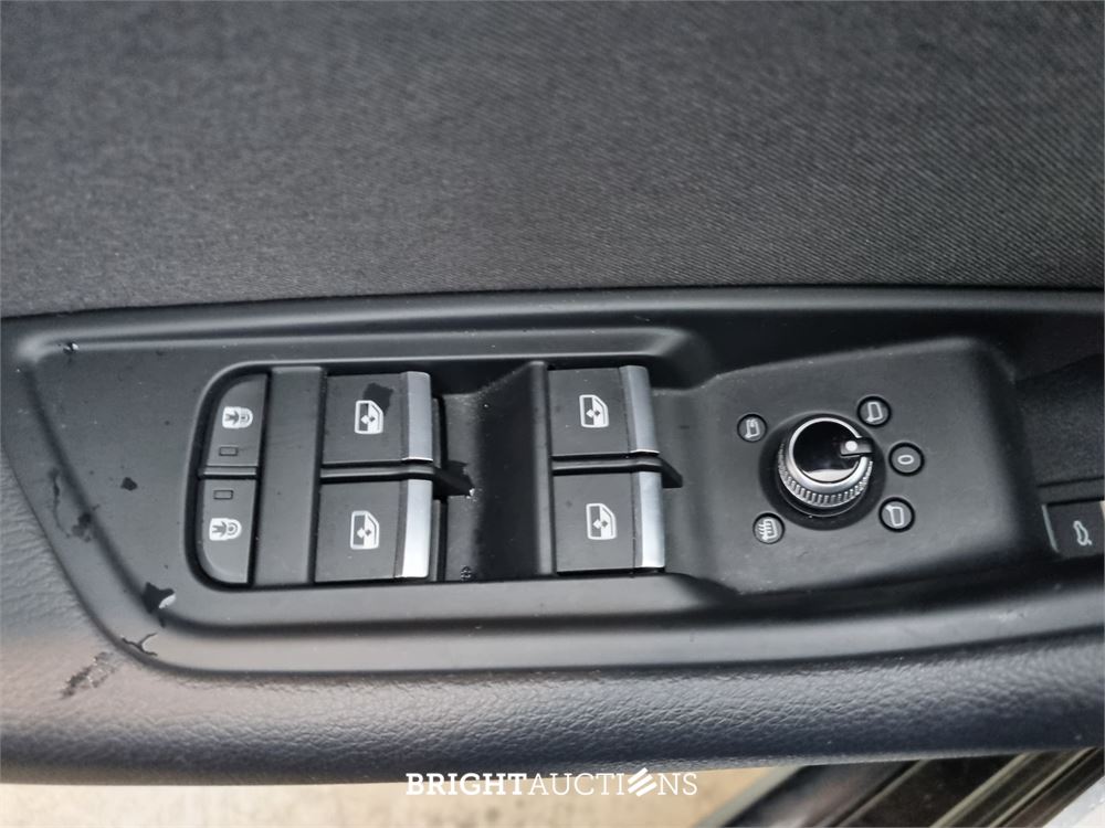 Audi A5 Sportback 40 Advanced Edition TFSI 204pk 2023 (Origineel-NL), R-268-ZF