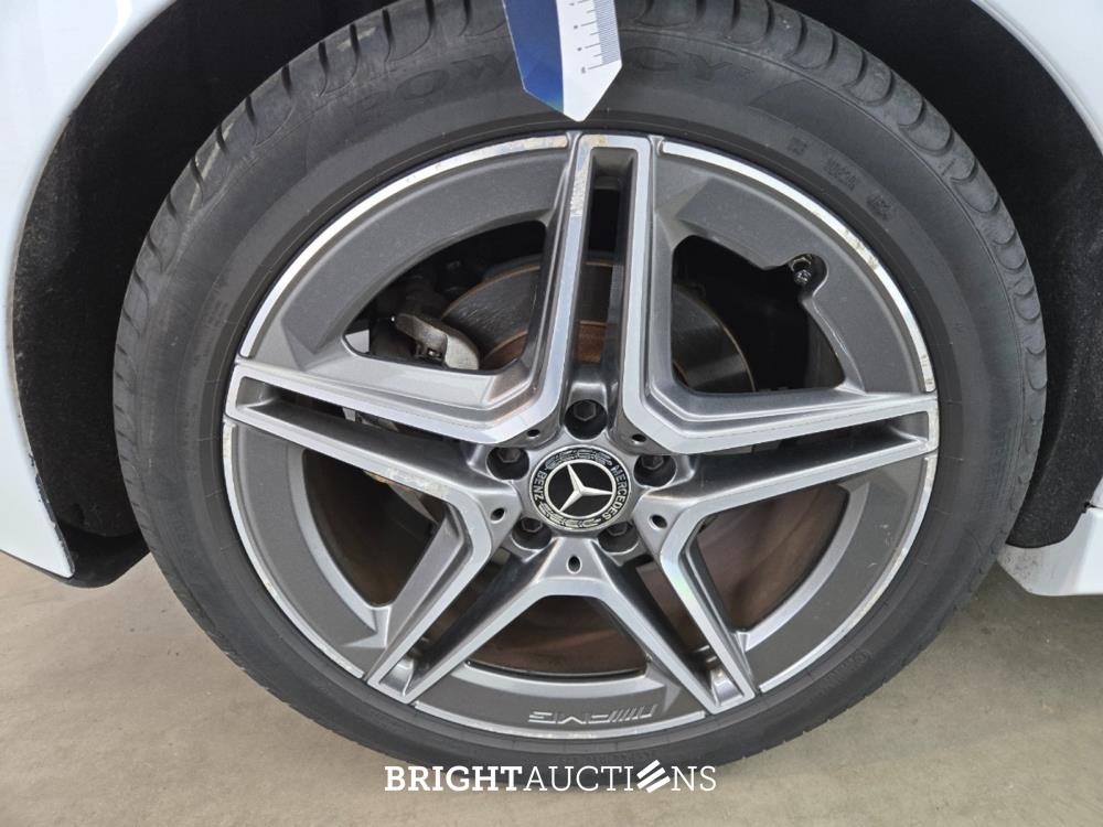 Mercedes-Benz A200 Premium Plus 163pk 2019 A-klasse, R-076-GG