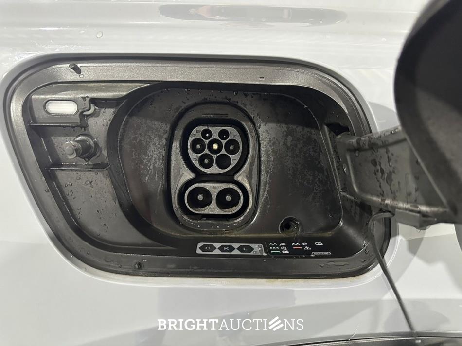 Audi Q4 35 Launch Edition 55 kWh 170pk 2021 (Origineel-NL), N-506-XJ