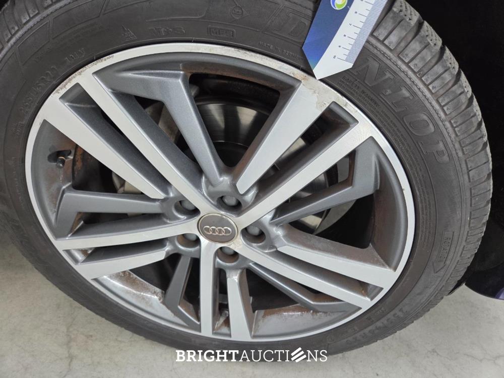 Audi Q5 Sport 2.0 TDI Quattro 190pk 2018 (Origineel-NL), RK-289-Z