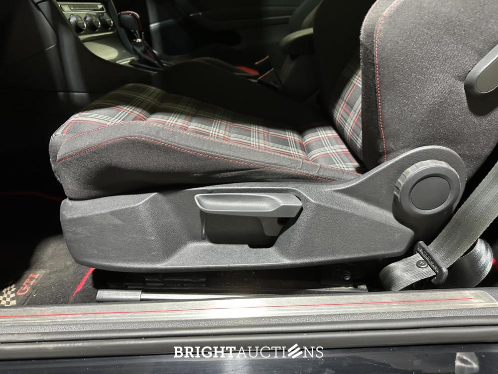 Volkswagen Golf GTI Performance (VII / MK7 / Golf 7) 396pk 2014 