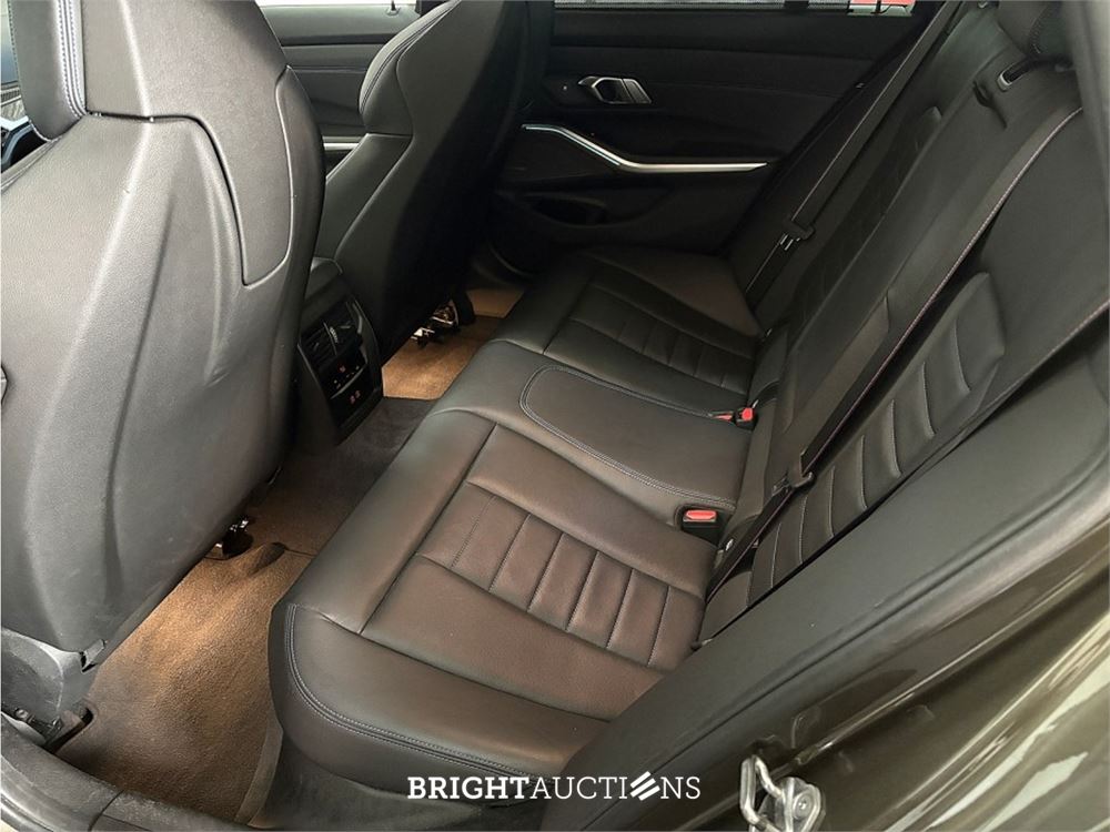 BMW 330e Touring 292pk 2023 (Origineel-NL) 3-Serie, T-265-ND