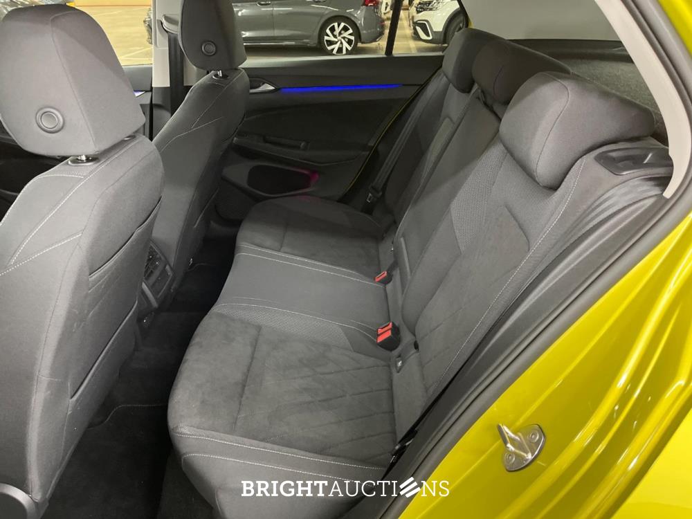 Volkswagen Golf 1.5 eTSI mhev life business 96kW -7 aut 1.5 DSG 131pk 2023 (Origineel-NL), T-044-ZF