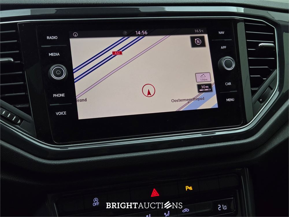 Volkswagen T-Roc Sport 1.5 TSI 150pk 2019 (Origineel-NL), XD-221-X