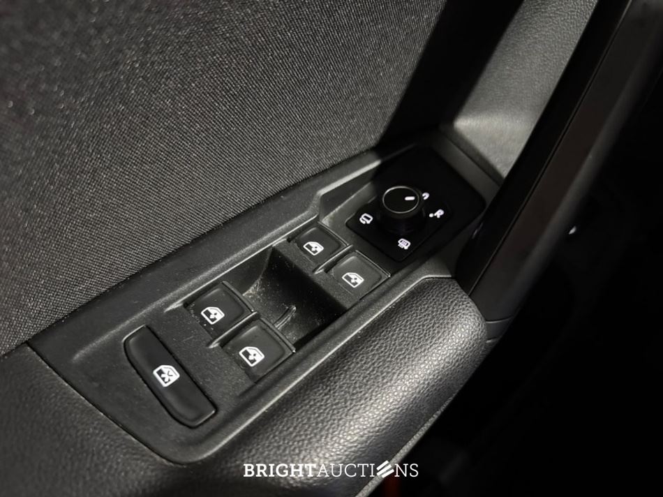 Volkswagen Tiguan Life 1.5 TSI 150pk 2022 (Origineel-NL), R-345-BZ