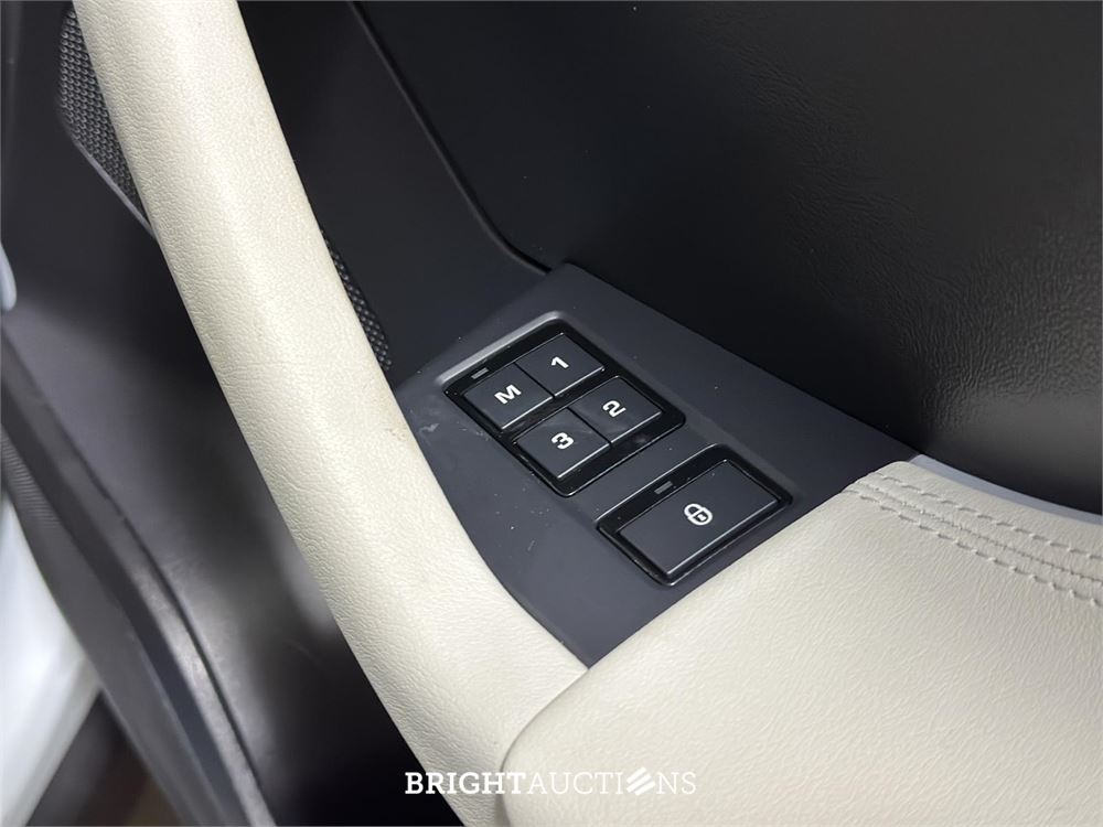 Jaguar F-Pace 5.0 V8 S/C AWD SVR 551pk 2019, T-214-ZB