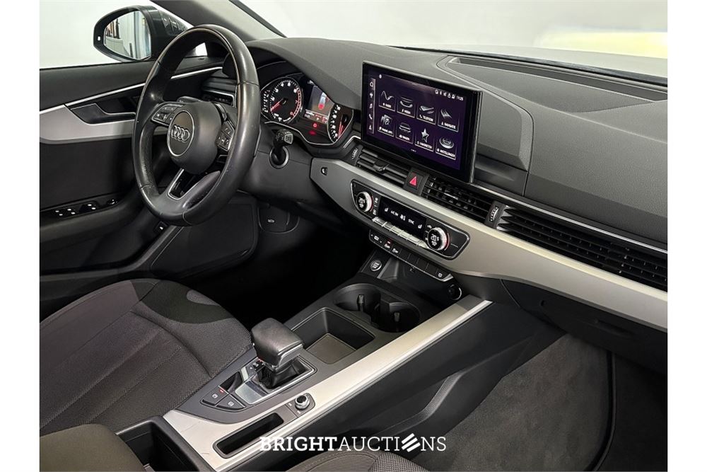 Audi A4 35 Pro Line TFSI 149pk 2020 (Origineel-NL), J-439-NH