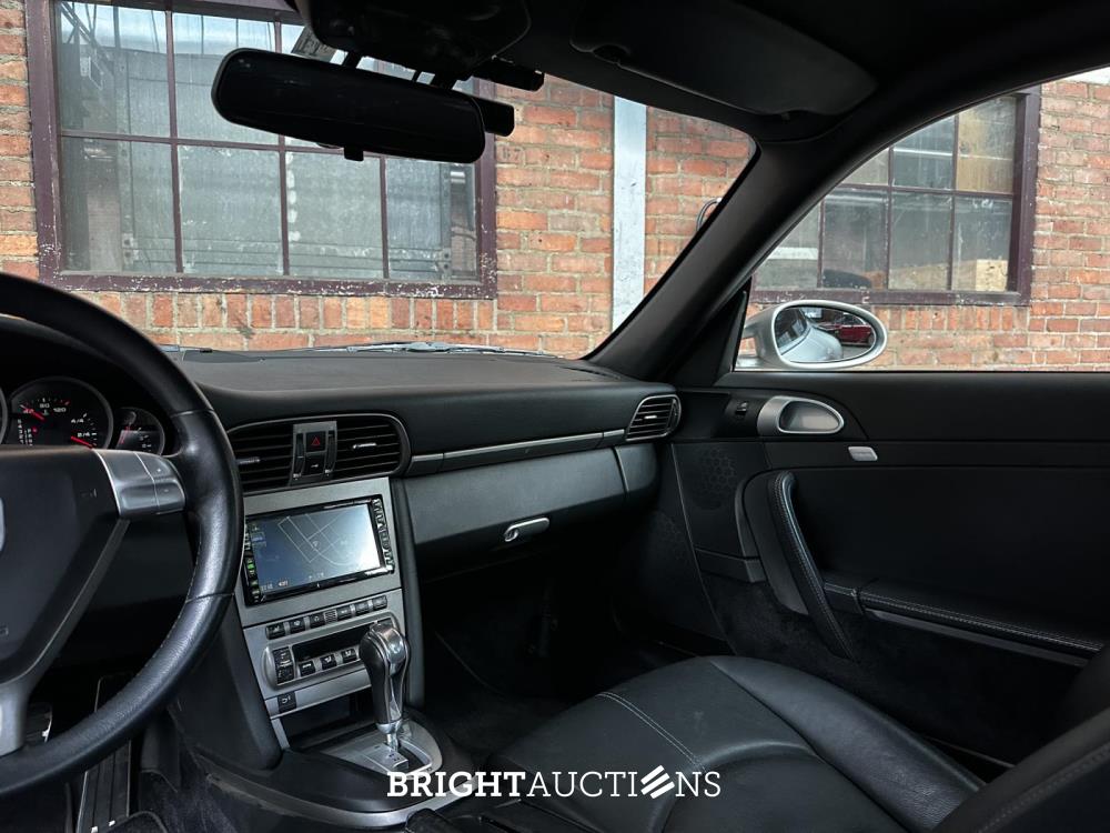 Porsche 911 Carrera 3.6 997 Coupé 325pk 2004 Youngtimer