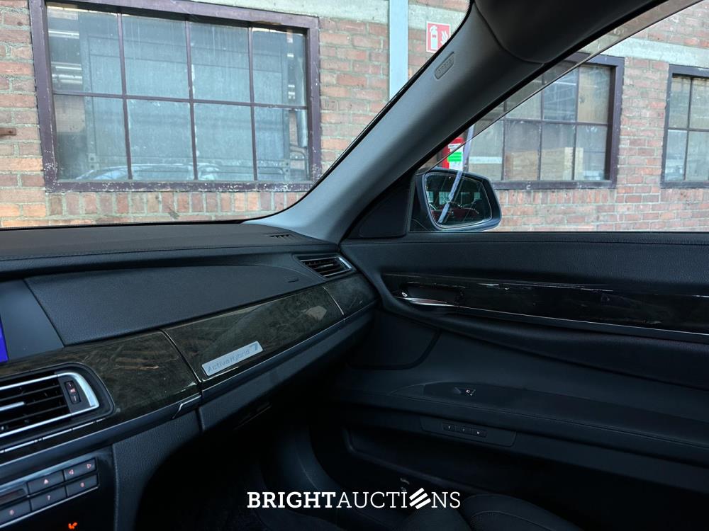 BMW ActiveHybrid7 F04 4.4 V8 7-serie 465pk 2011 -Youngtimer-