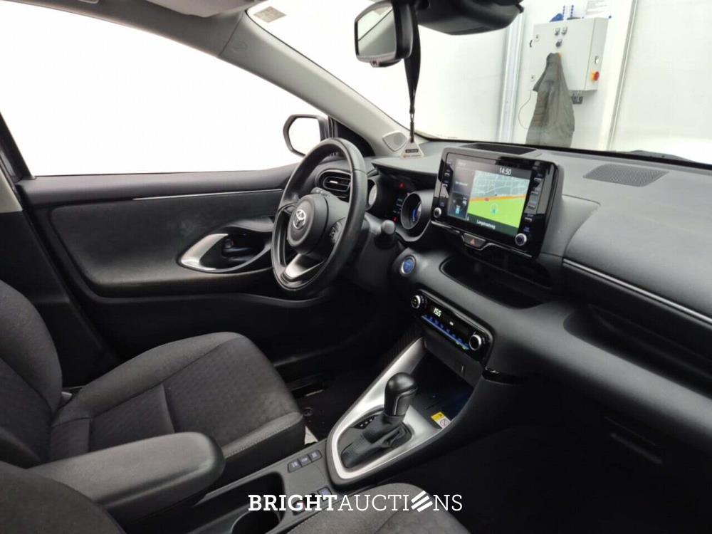 Toyota Yaris Vvt-I HYBRID Lounge 1.5 92pk 2021