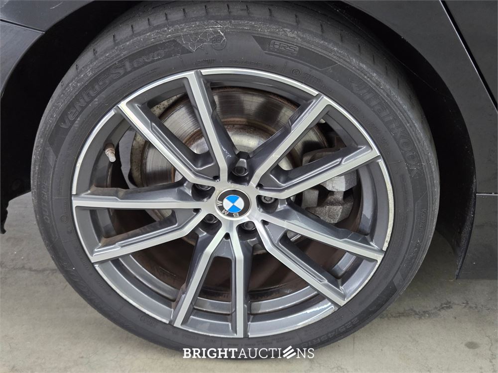 BMW 330e 3-serie eDrive Edition 296pk 2020 3-Serie, GPV-56-P