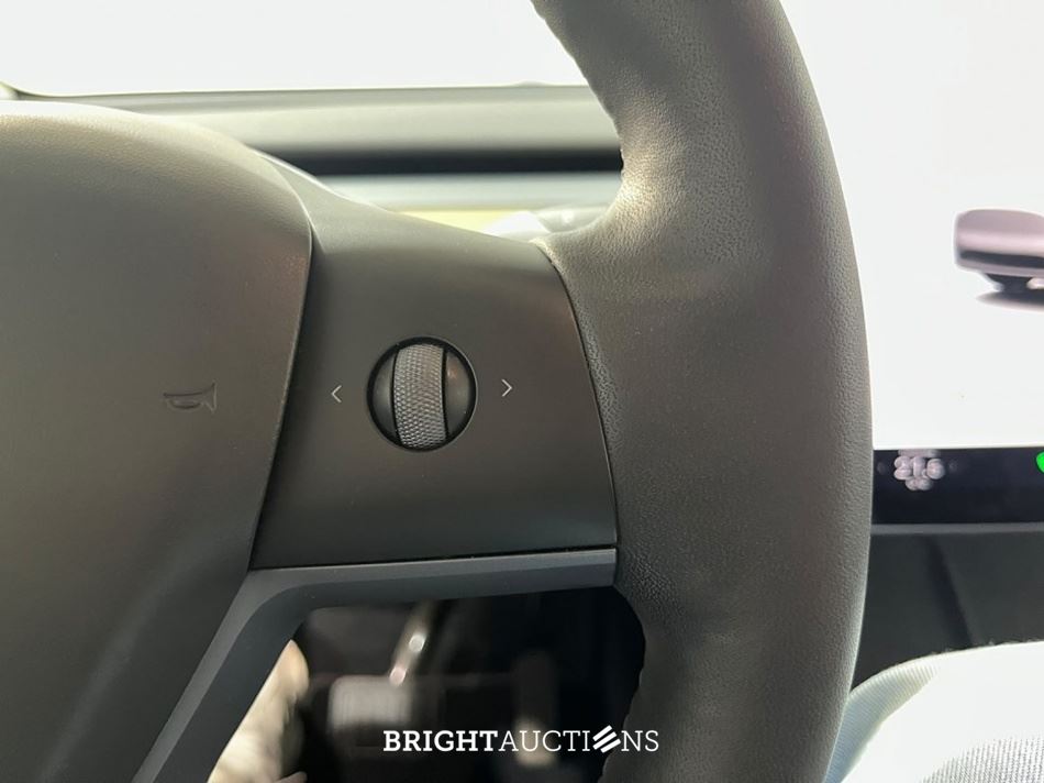 Tesla Model Y RWD 58 kWh 238pk 2022 (Origineel-NL), R-968-ZL