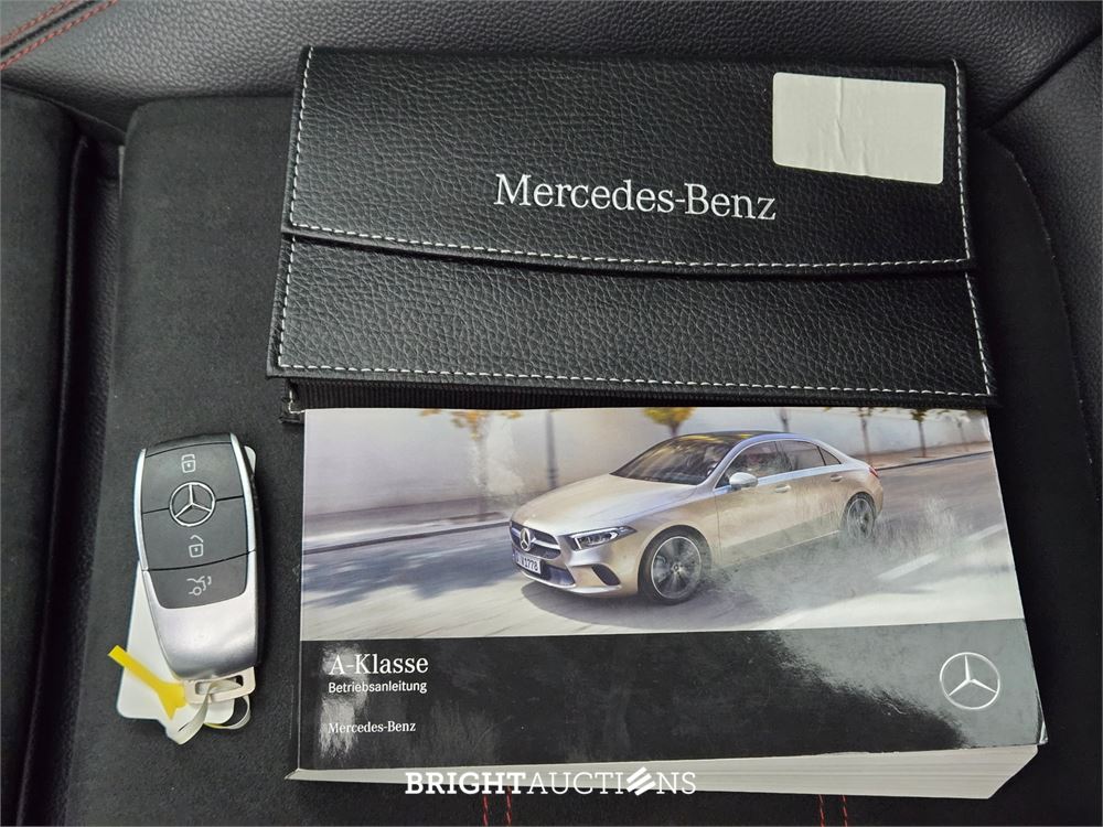 Mercedes-Benz A250 Premium Plus 225pk 2019 A-klasse, GHN-80-R