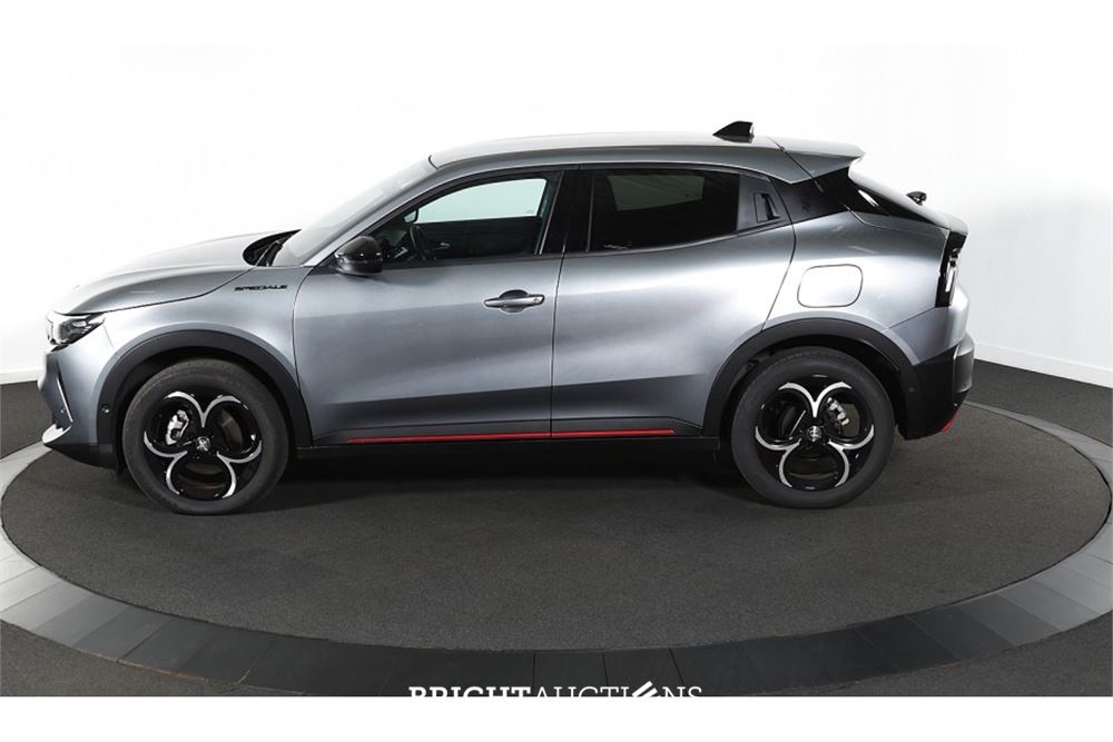 Alfa Romeo Junior Turbo Hybrid Ibrida Speciale 1.2 156pk 2025 (Origineel-NL), HLG-47-F
