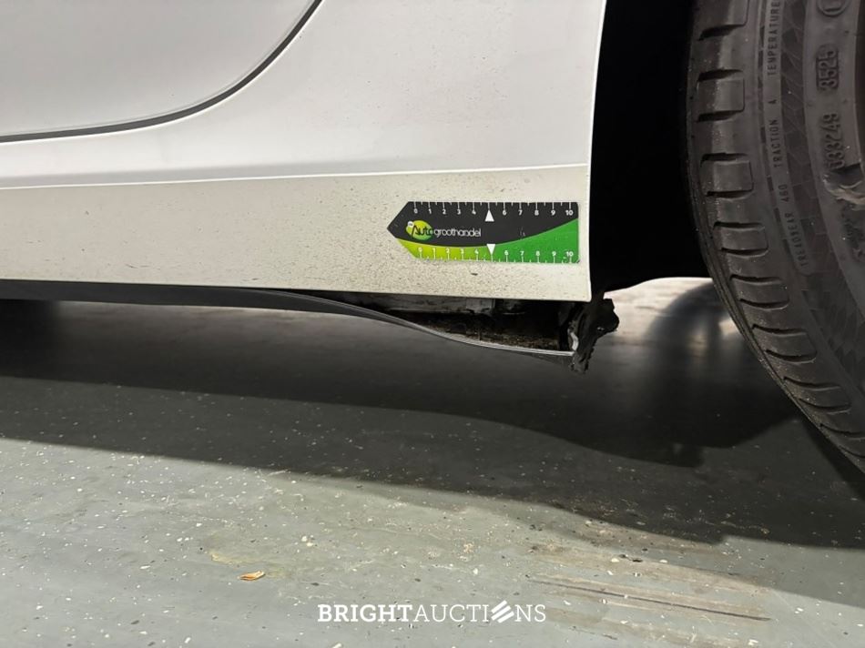 Tesla Model 3 RWD 60 kWh 283pk 2023 (Origineel-NL), S-157-TN