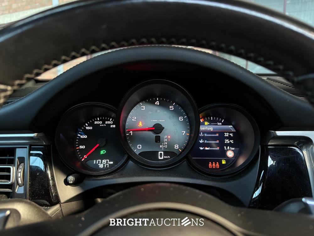 Porsche Macan S 3.0 V6 354pk 2019 Sport-Chrono, R-426-XL