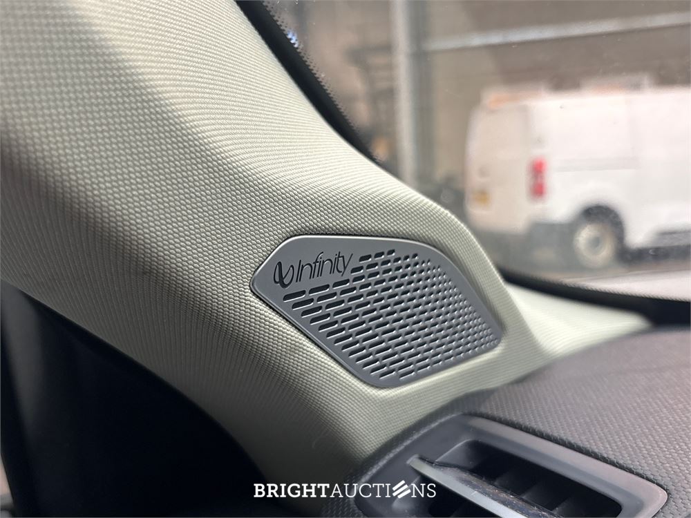Lynk & Co 01 1.5 261pk 2022, GZR-86-N