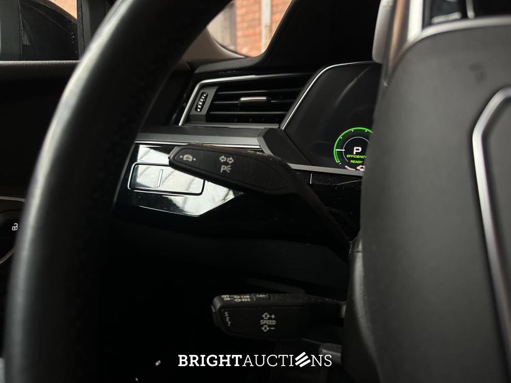 Audi e-tron 50 quattro Business edition 71 kWh 313pk 2020 (Origineel-NL + 1e eigenaar), K-578-JS