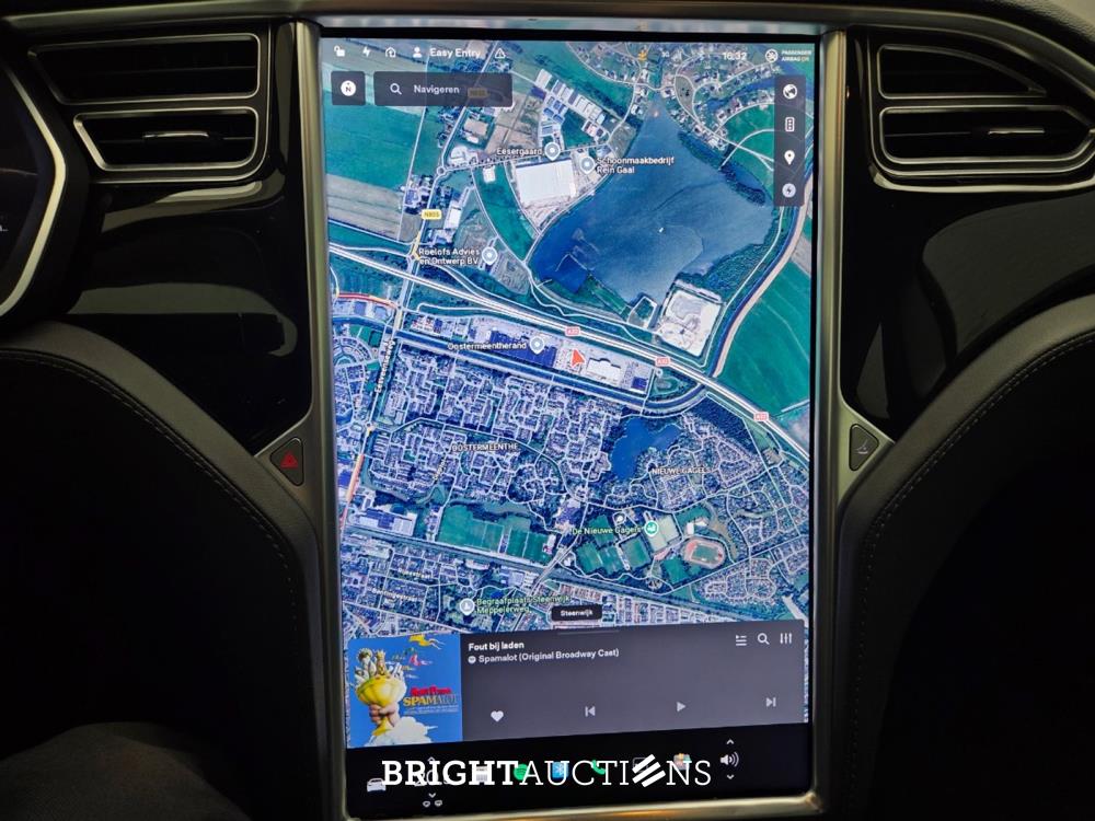 Tesla Model S Base 333pk 2015, GGD-49-B