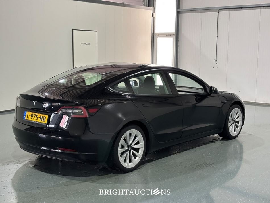 Tesla Model 3 Standard RWD Plus 60 kWh 238pk 2021 (Origineel-NL), L-975-NB