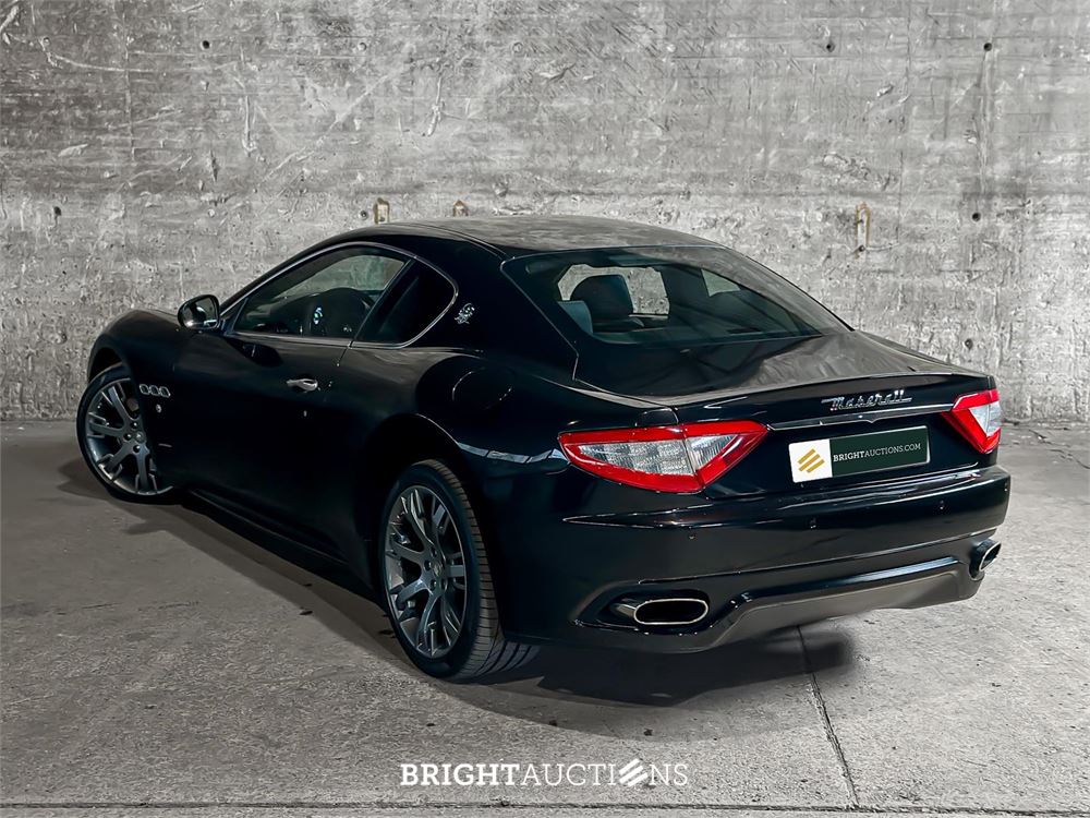 Maserati GranTurismo S 4.7 V8 440pk 2009