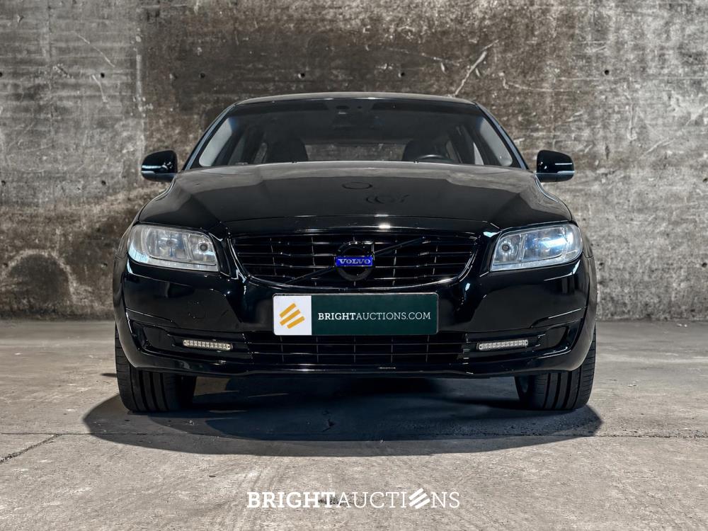 Volvo V70 2.0 T5 Summum 241pk 2017, Z-082-HJ