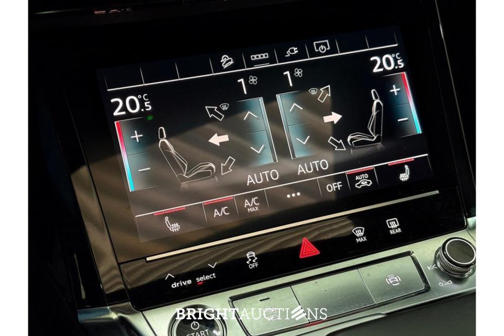 Audi e-tron 55 S edition Quattro 95 kWh 408pk 2022 (Origineel-NL), S-713-BN