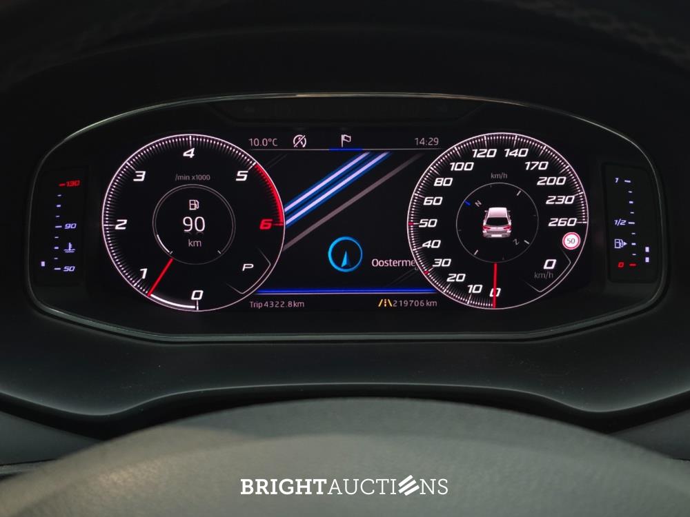 SEAT Leon ST Xcellence Business Intense 1.6 TDI 116pk 2018 (Origineel-NL), TS-807-D