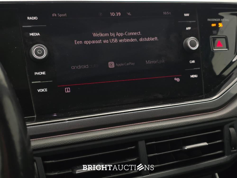 Volkswagen Polo GTI 2.0 TSI 200pk 2018, GGG-67-L