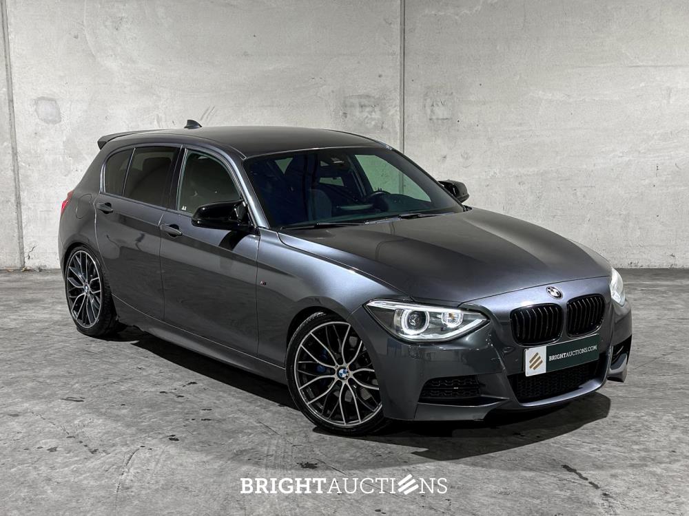 BMW M135i xDrive 320pk 2013 (Origineel-NL) 5-serie F20, 9-KHH-43