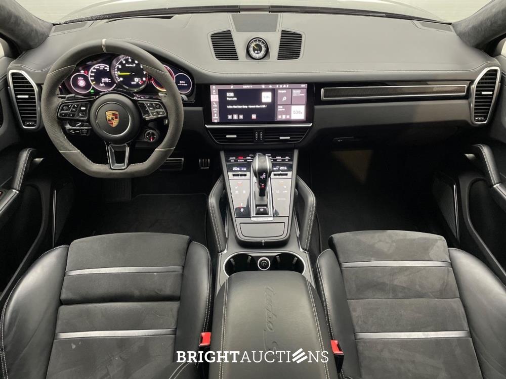 Porsche Cayenne Coupé Turbo S E-Hybrid 4.0 685pk 2020 (Origineel-NL), J-013-TK