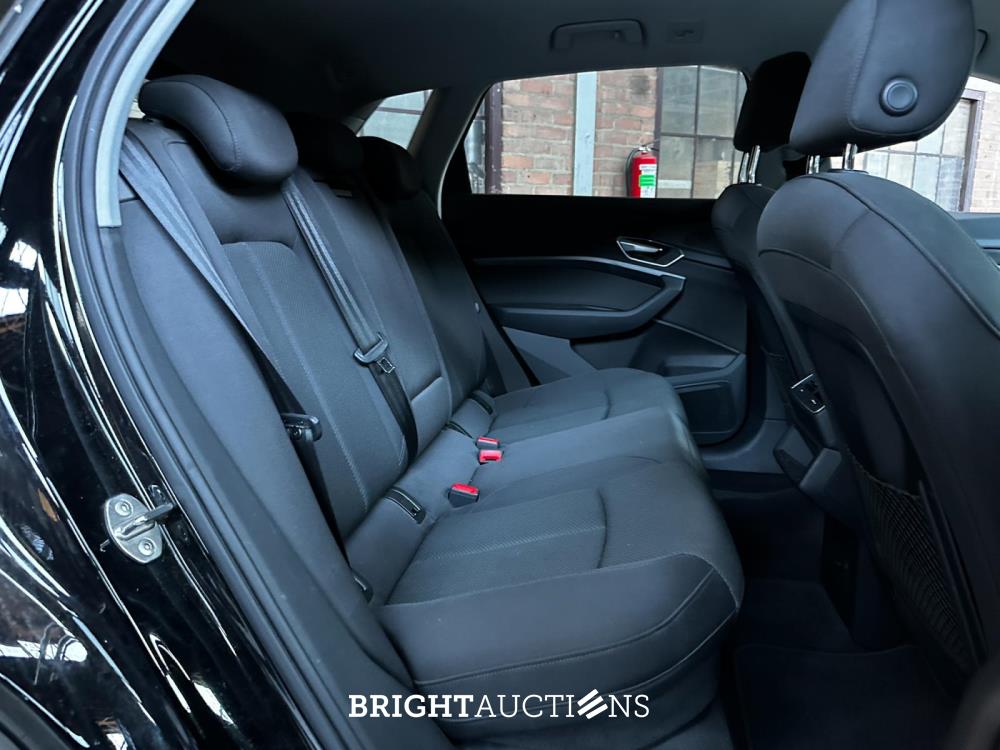 Audi e-tron 50 quattro edition 71 kWh 313pk 2020 (Origineel-NL+1e eigenaar), K-399-HL