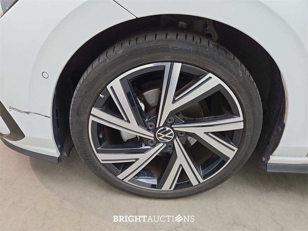 Volkswagen Golf eTSI R-Line Business 1.5 150pk 2021, L-166-LH