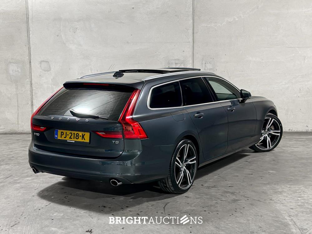 Volvo V90 2.0 T5 Momentum 254pk 2017 (Origineel-NL), PJ-218-K