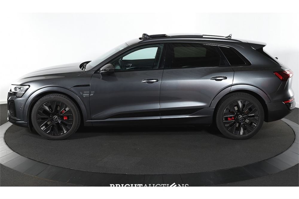 Audi Q8 55 S Edition Competition Quattro 115 kWh 2024 (Origineel-NL), Z-182-HF