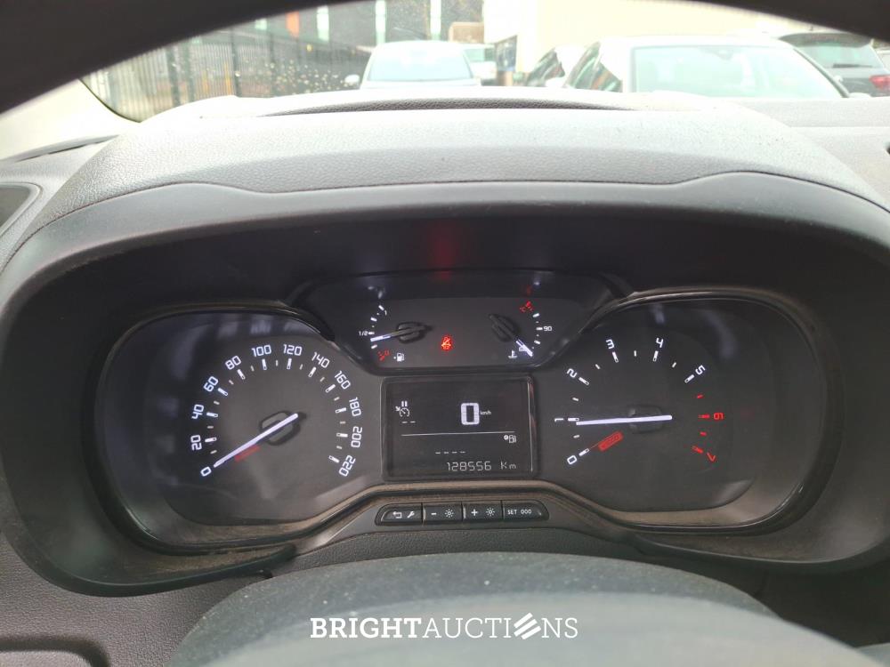 Citroen Berlingo 1.5 BlueHDI Club XL 99 pk 2021, VKN-18-K