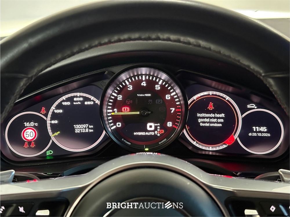 Porsche Cayenne E-Hybrid Platinum Edition 3.0 476pk 2022 (Origineel-NL), P-588-ZV