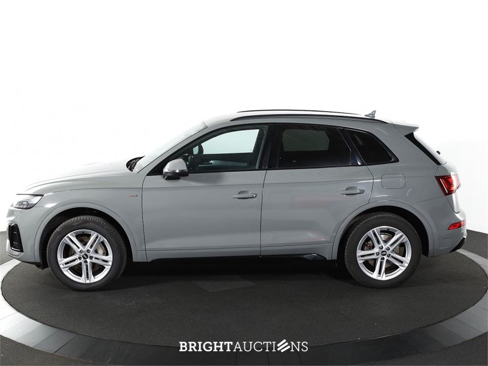 Audi Q5 50 TFSI e S edition 408pk 2022 (Origineel-NL), R-409-BV