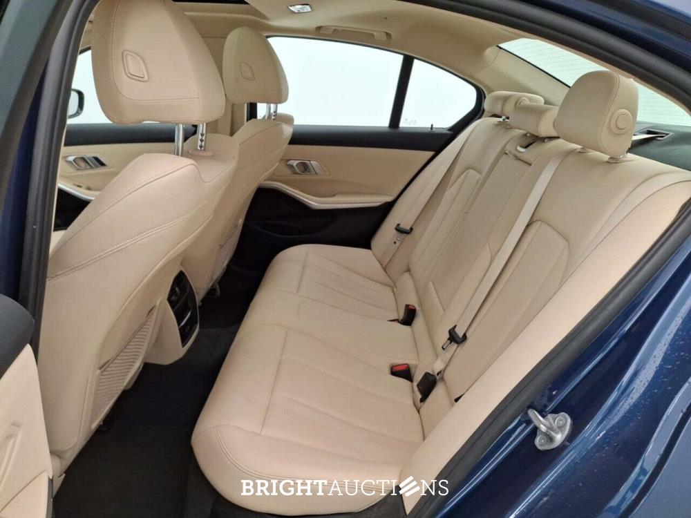 Bmw 318i Business ED 156pk 2022 (Origineel-NL) 3-Serie, P-897-FZ