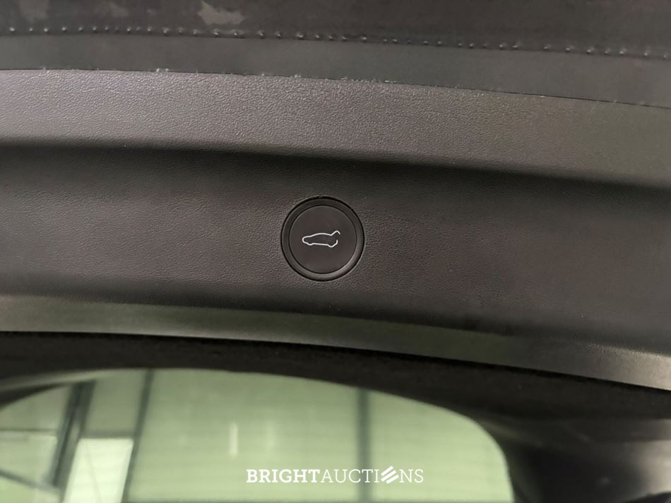 Tesla Model Y RWD 58 kWh 238pk 2023 (Origineel-NL), S-167-PJ