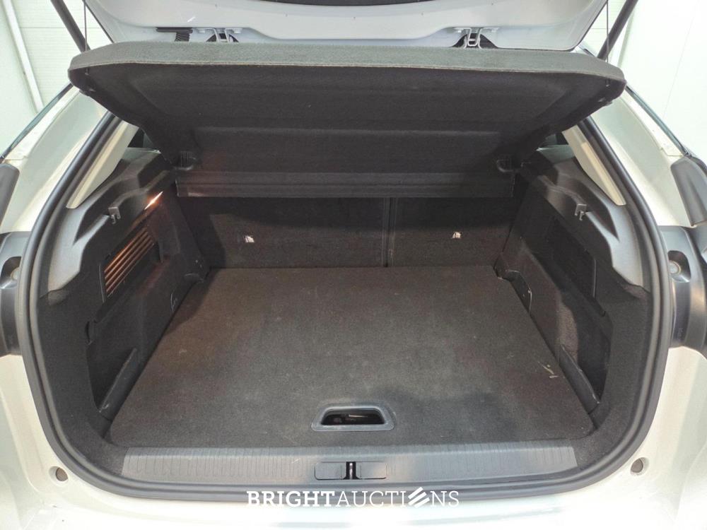 Citroen C4 Feel 1.2 Puretech 131pk 2023, HJT-43-N