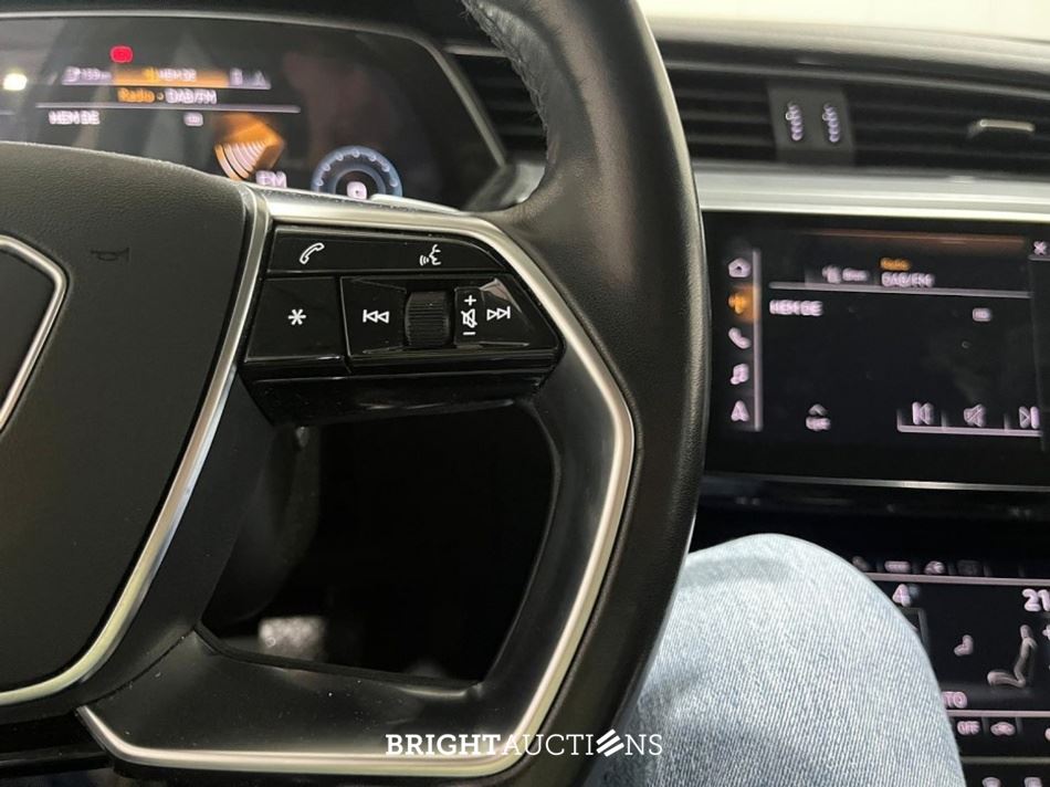 Audi e-tron 55 Advanced edition Quattro 95 kWh 408pk 2021 (Origineel-NL), N-548-FB