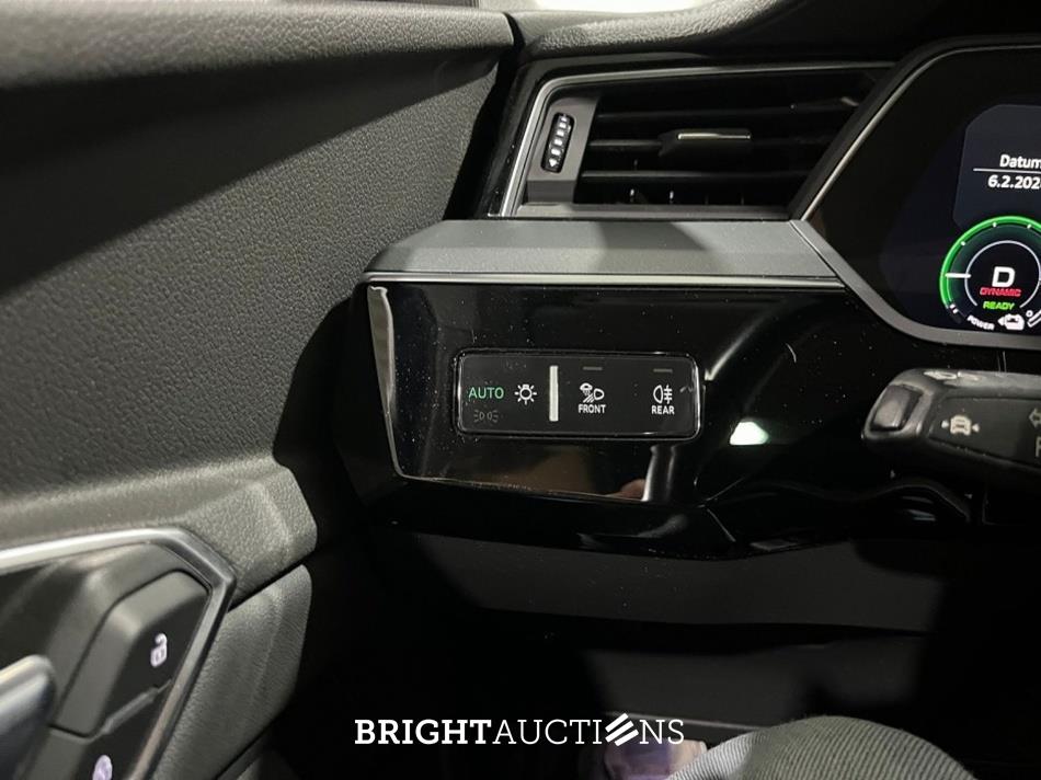 Audi e-tron 50 quattro Business edition Plus 71 kWh 313pk 2020 (Origineel-NL), K-587-KK