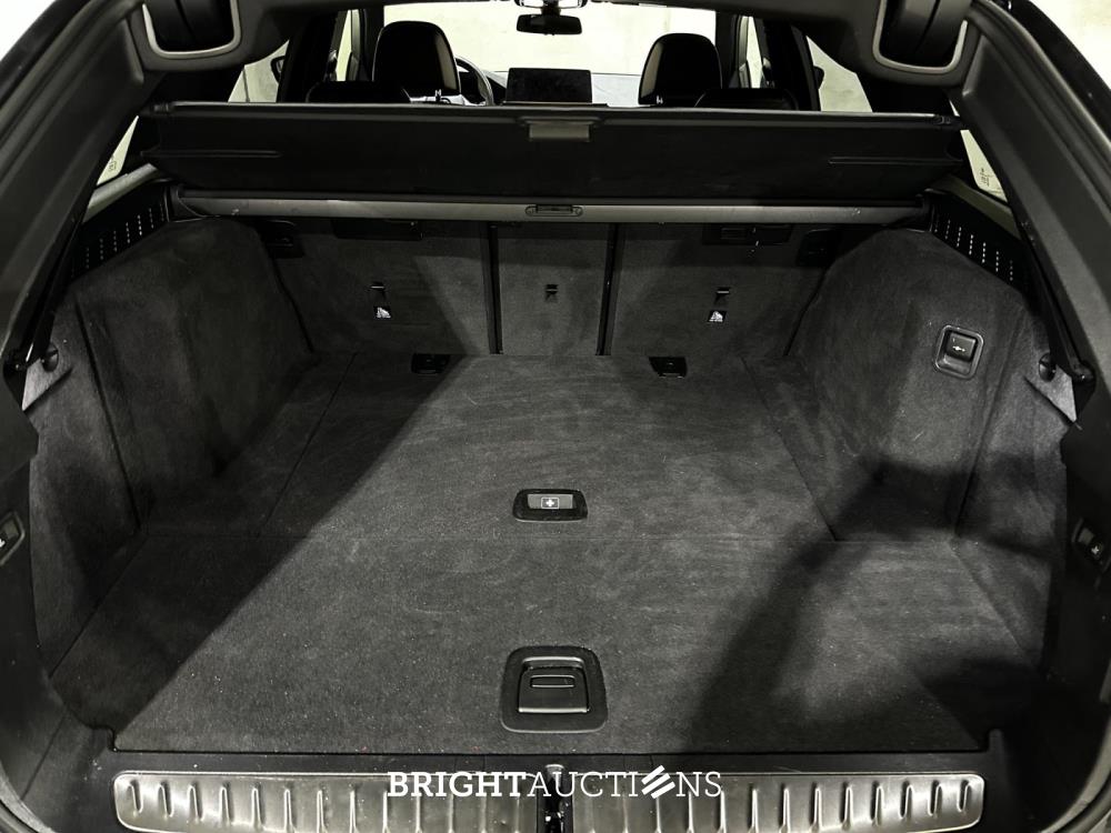 BMW 520i Touring High Executive Edition M-Sport 184pk 2021 (Origineel-NL) 5-Serie G31, L-194-JX