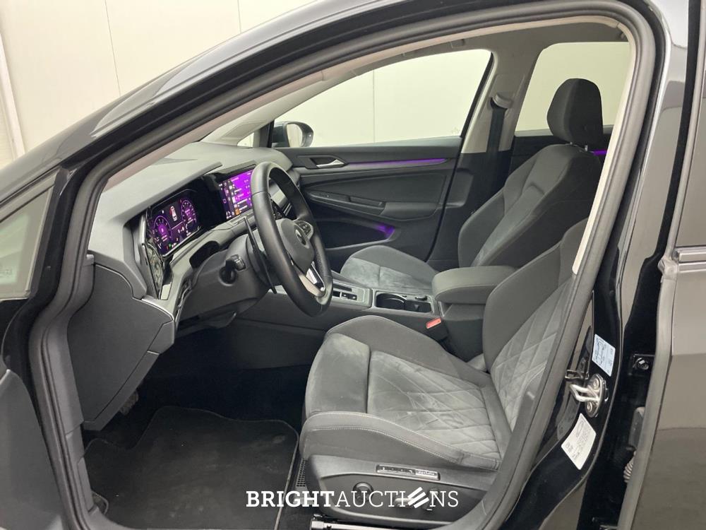 Volkswagen Golf eTSI Style 1.5 150pk 2020, X-368-TL