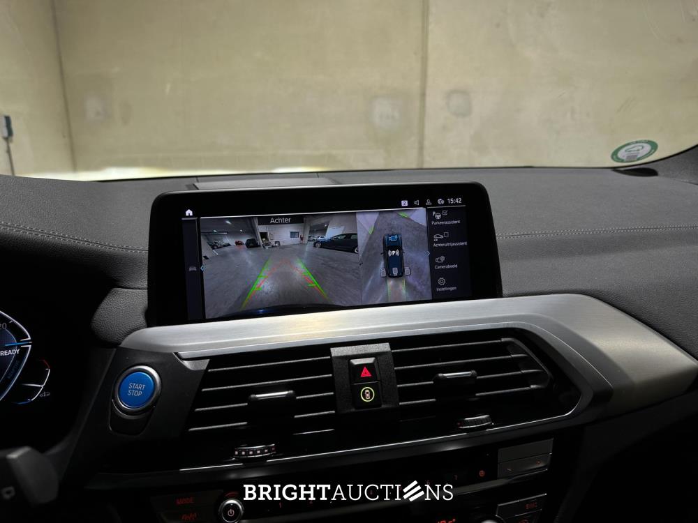 BMW iX3 High Executive 80 kWh 286pk 2021 G08 (Origineel-NL + 1e Eigenaar), N-444-RG